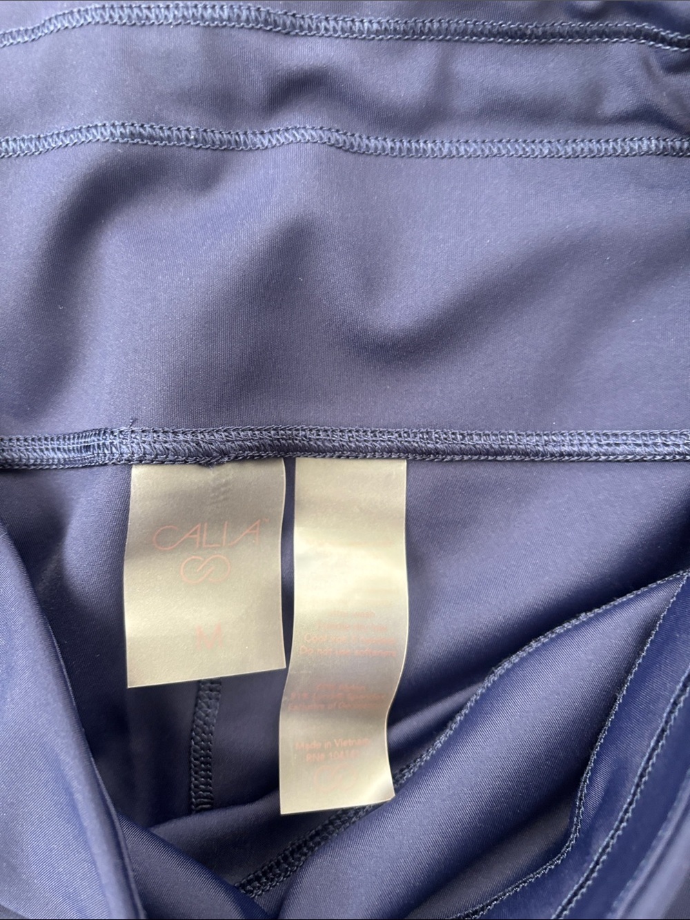 Women's Navy Capri Leggings Calla - Picture 2 of 3